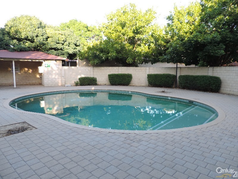 2 Benjamin Street, Armadale WA 6112