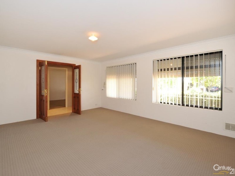 64 Fruit Tree Crescent, Forrestfield WA 6058