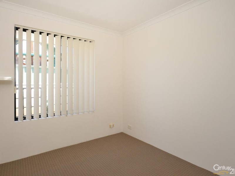 64 Fruit Tree Crescent, Forrestfield WA 6058