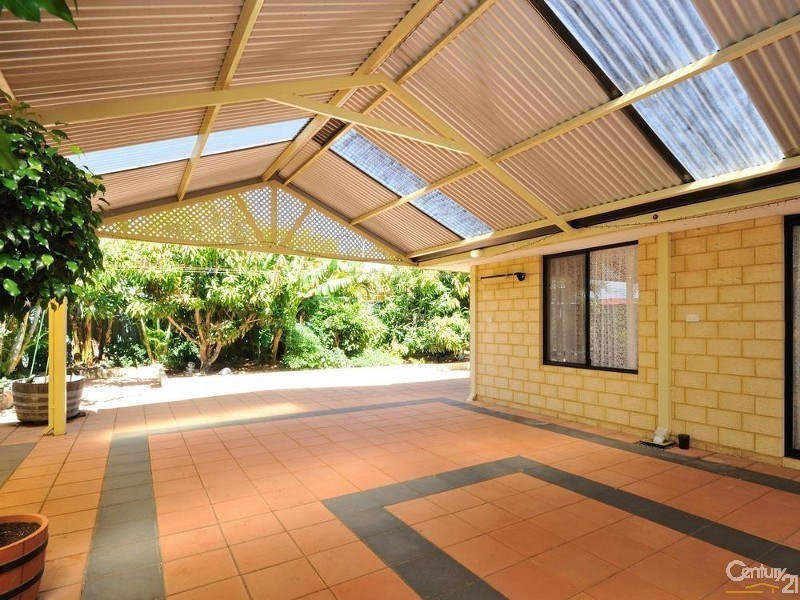 64 Fruit Tree Crescent, Forrestfield WA 6058