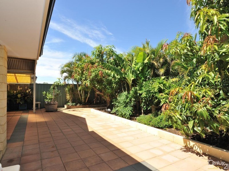 64 Fruit Tree Crescent, Forrestfield WA 6058