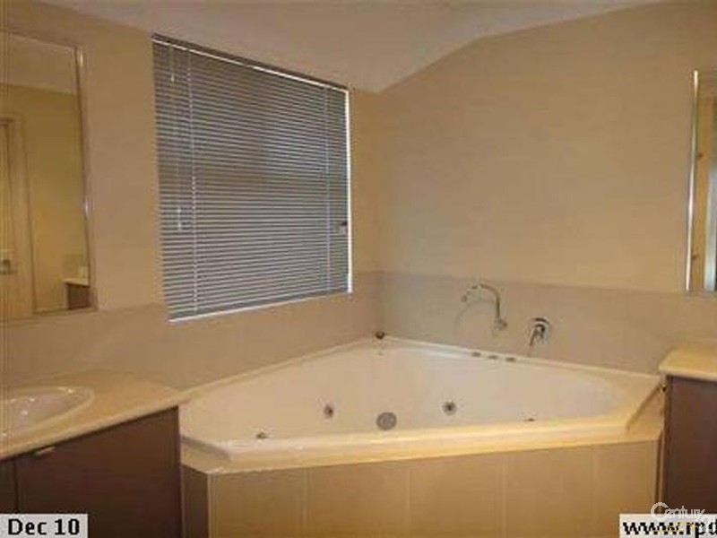 15 Foresters Way, Southern River WA 6110