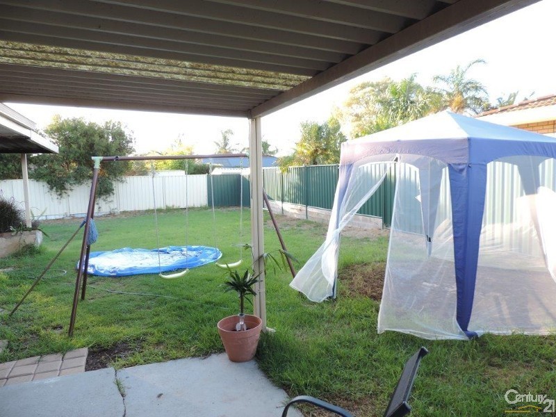 29 Craigie Place, Seville Grove WA 6112