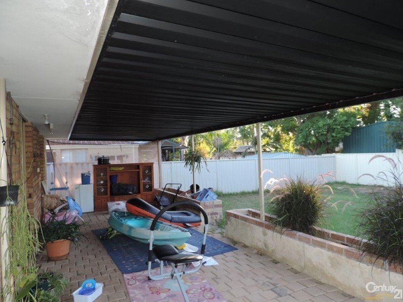 29 Craigie Place, Seville Grove WA 6112