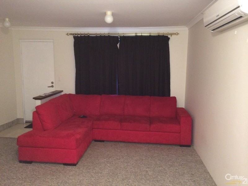 73 Merrifield Circle, Leeming WA 6149