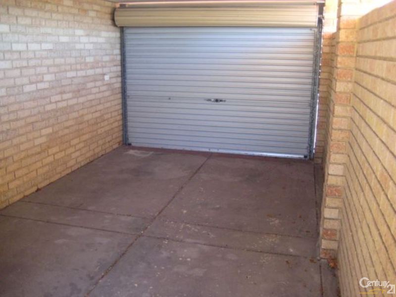 73 Merrifield Circle, Leeming WA 6149