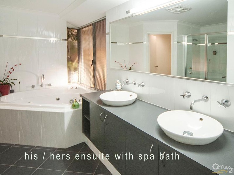 8 Dulcet Link, Atwell WA 6164