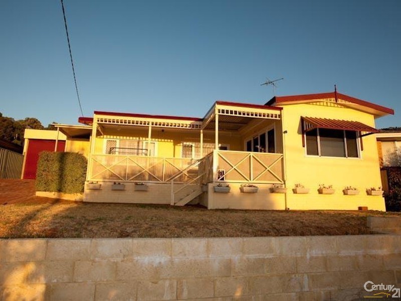6 Tredale Avenue, Mount Richon WA 6112