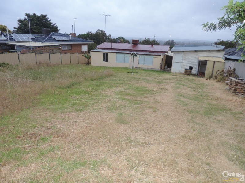 6 Tredale Avenue, Mount Richon WA 6112