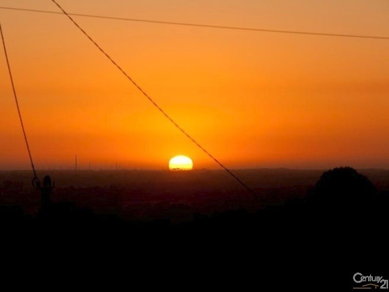 6 Tredale Avenue, Mount Richon WA 6112