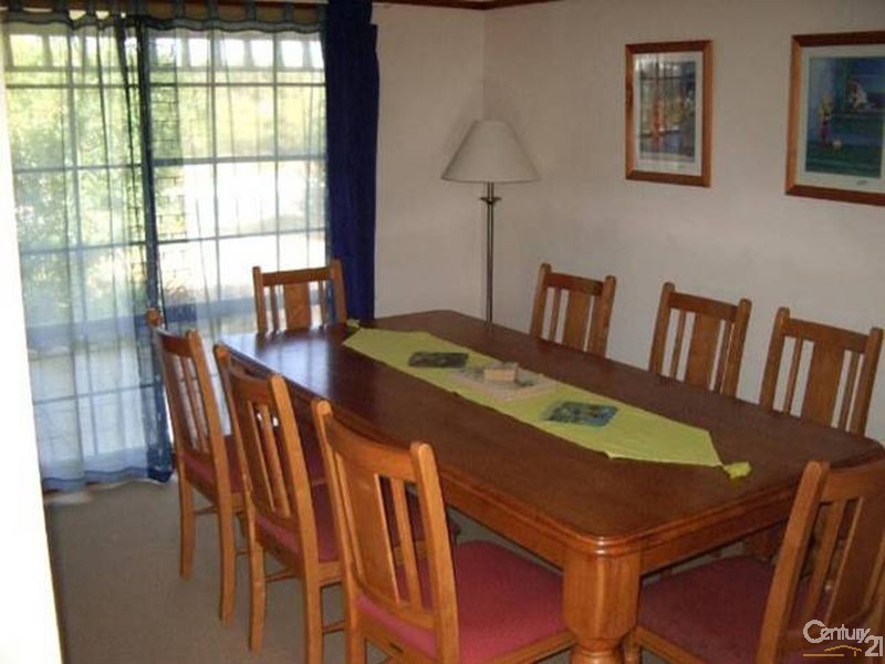 11 Calypso Road, Halls Head WA 6210