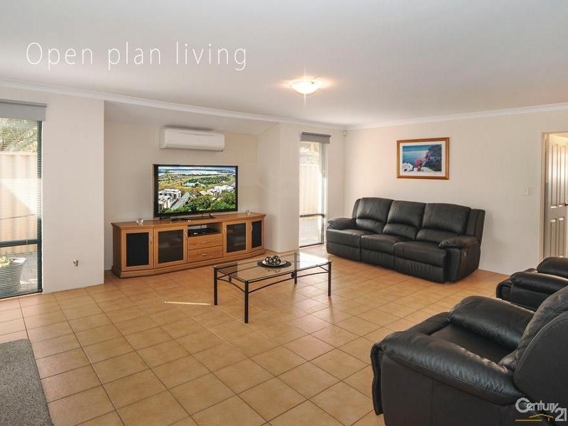 54 Templetonia Retreat, Canning Vale WA 6155