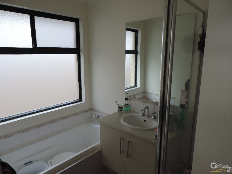 1 Armstrong Road, Wilson WA 6107