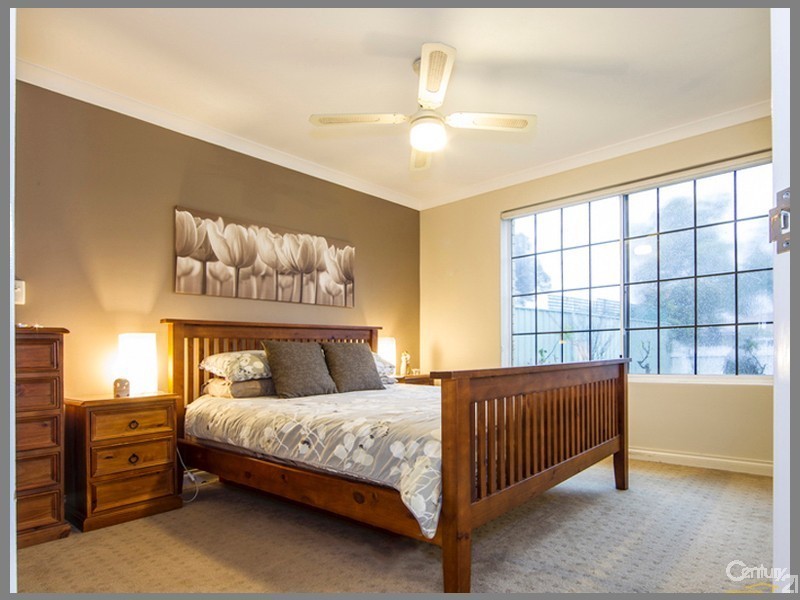 12 Tylee Cove, Atwell WA 6164