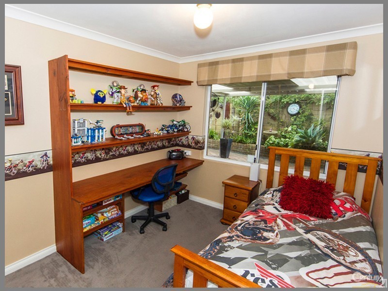 12 Tylee Cove, Atwell WA 6164