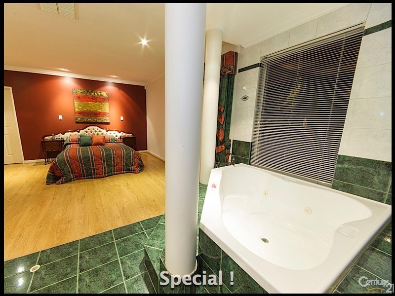 27 Sellen Court, Leeming WA 6149