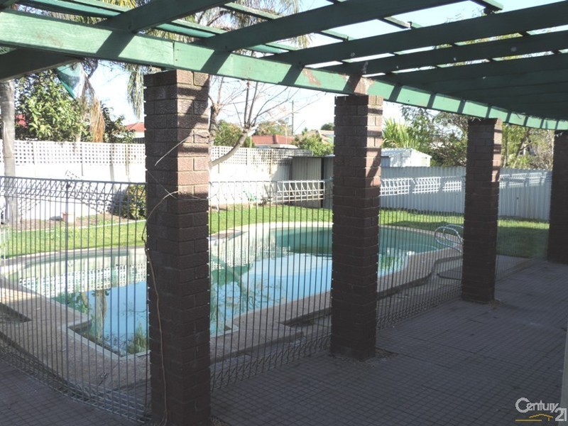 4 Anteo Court, Parkwood WA 6147