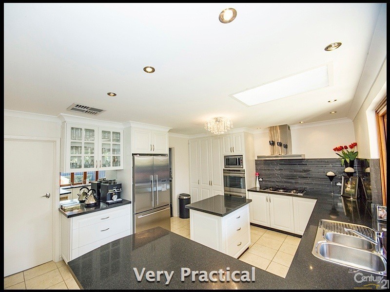 1 Hertford Close, Bull Creek WA 6149