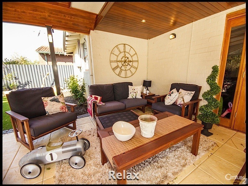 1 Hertford Close, Bull Creek WA 6149