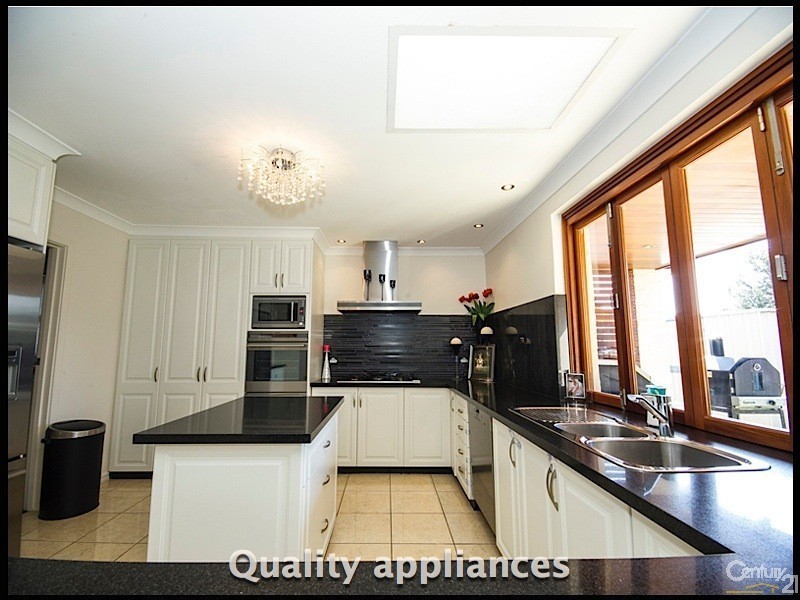 1 Hertford Close, Bull Creek WA 6149