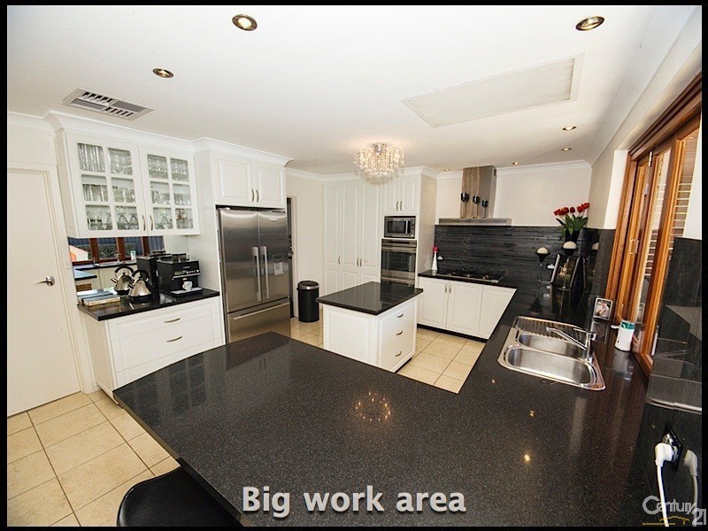 1 Hertford Close, Bull Creek WA 6149