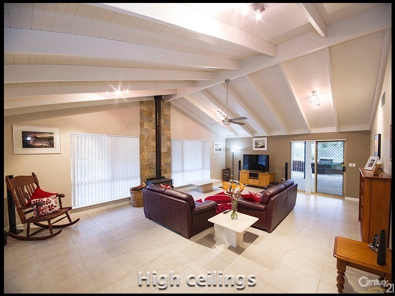 26 Leslie Road, Wandi WA 6167