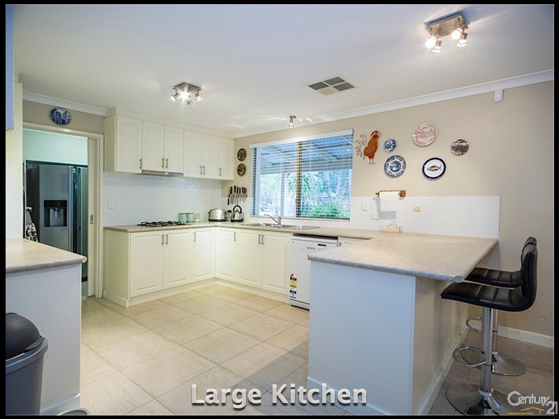 26 Leslie Road, Wandi WA 6167