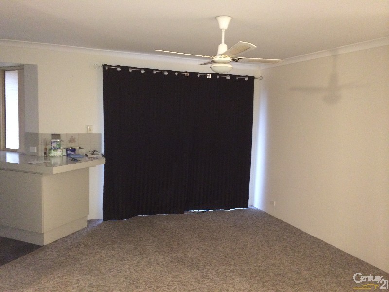 73 Merrifield Circle, Leeming WA 6149