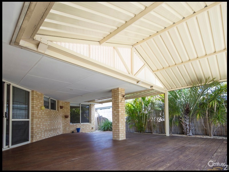 16 Montezuma Loop, Canning Vale WA 6155