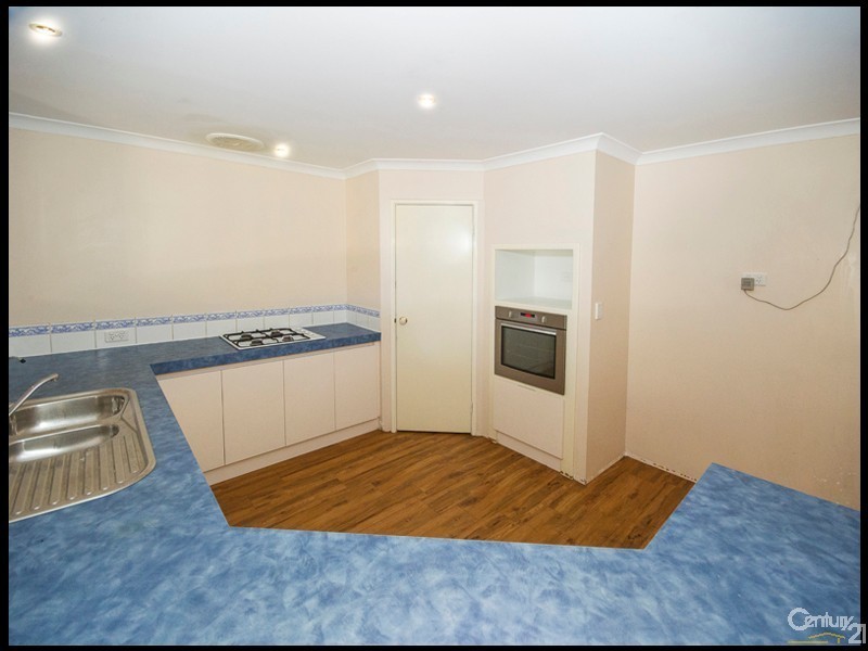 16 Montezuma Loop, Canning Vale WA 6155