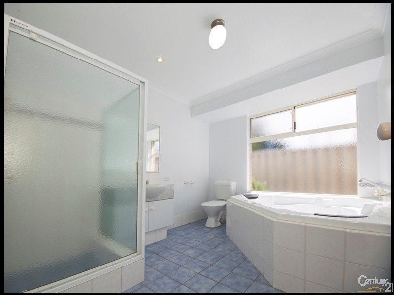 16 Montezuma Loop, Canning Vale WA 6155