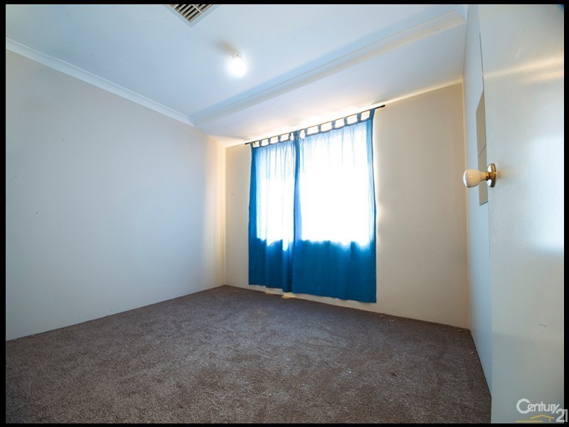 16 Montezuma Loop, Canning Vale WA 6155