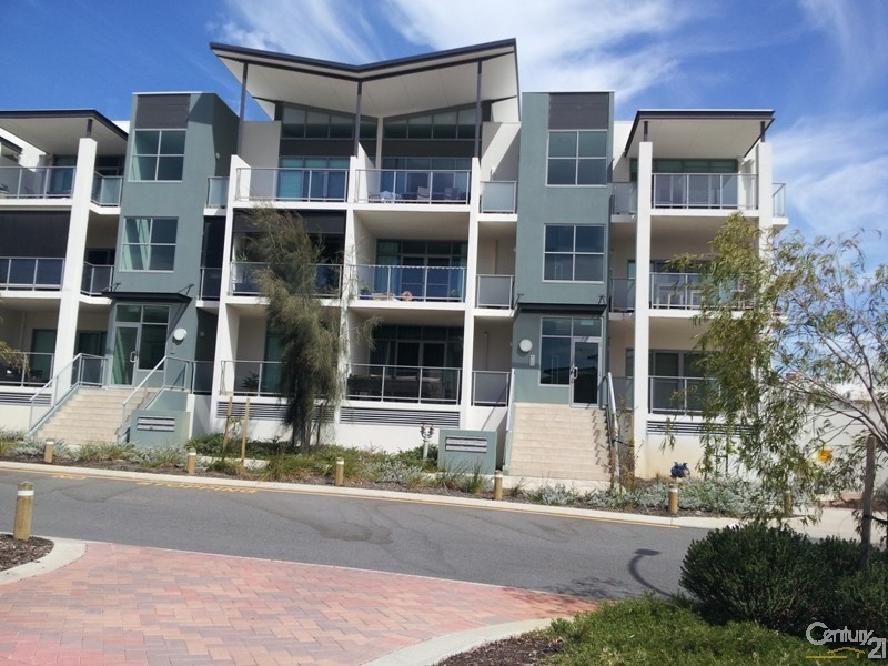 5/34 Malata Crescent, Success WA 6164