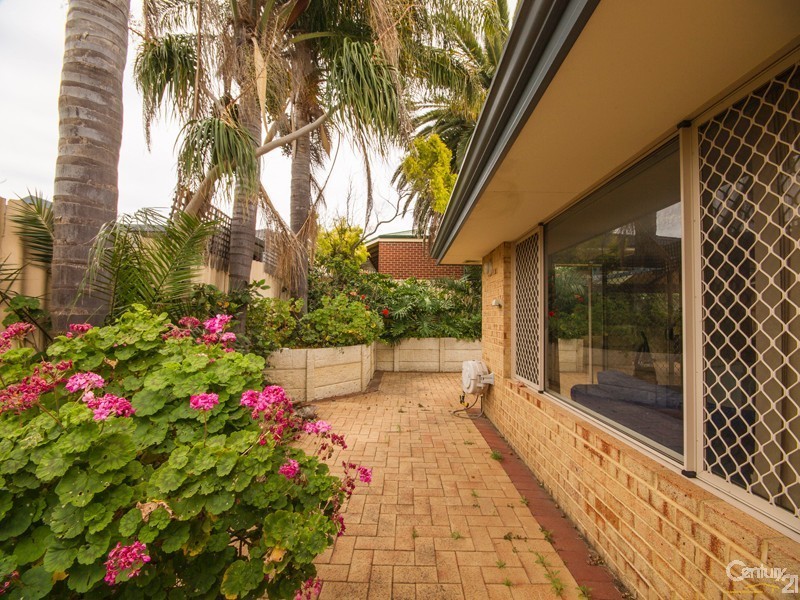 13A Murray Road, Palmyra WA 6157