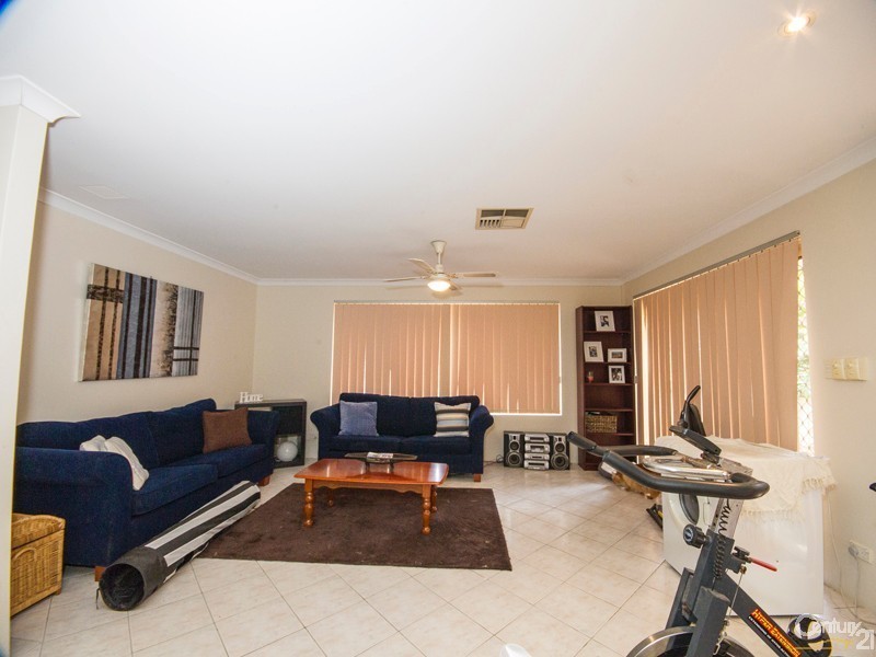 13A Murray Road, Palmyra WA 6157