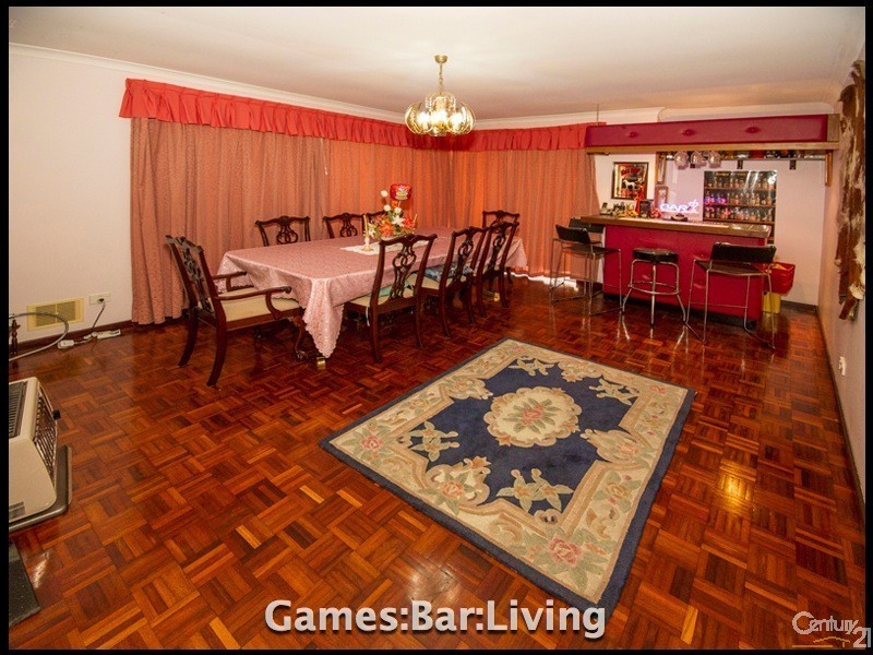 82 Beasley Road, Leeming WA 6149