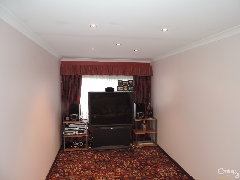 82 Beasley Road, Leeming WA 6149