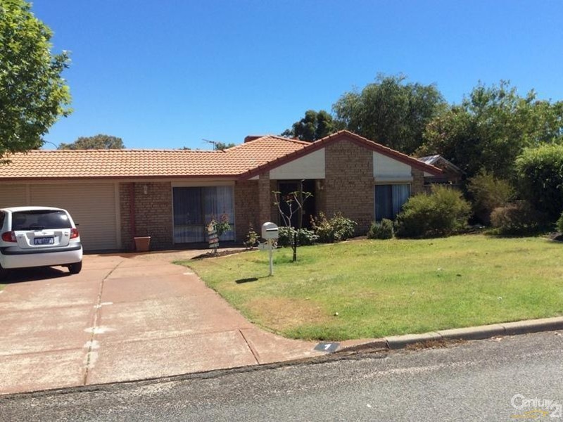 1 Hillock Circle, Leeming WA 6149