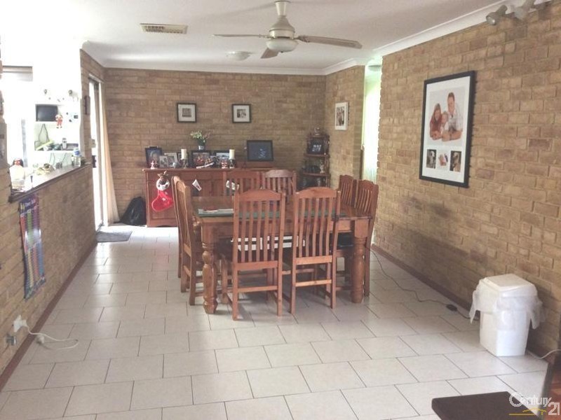 1 Hillock Circle, Leeming WA 6149