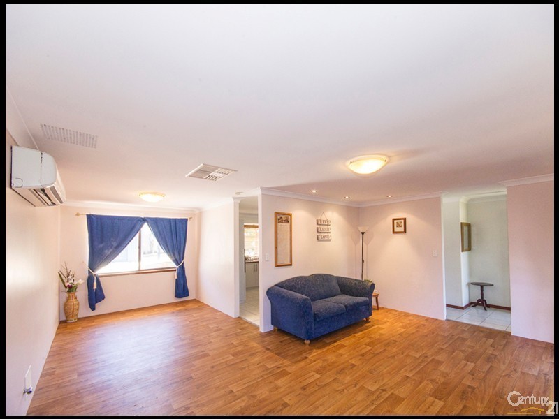 13 Lorikeet Way, Gosnells WA 6110