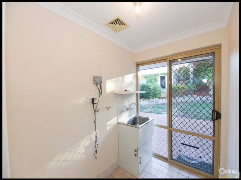 27 Blandfield Way, Parkwood WA 6147