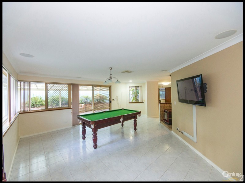 27 Blandfield Way, Parkwood WA 6147