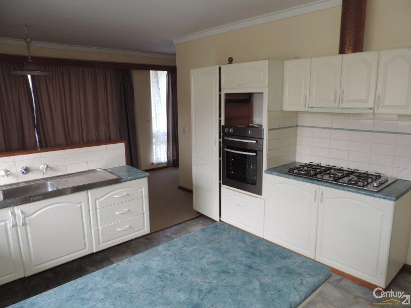 10 Mandala Crescent, Bateman WA 6150