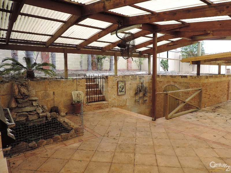 22 Aldinga Street, Kenwick WA 6107