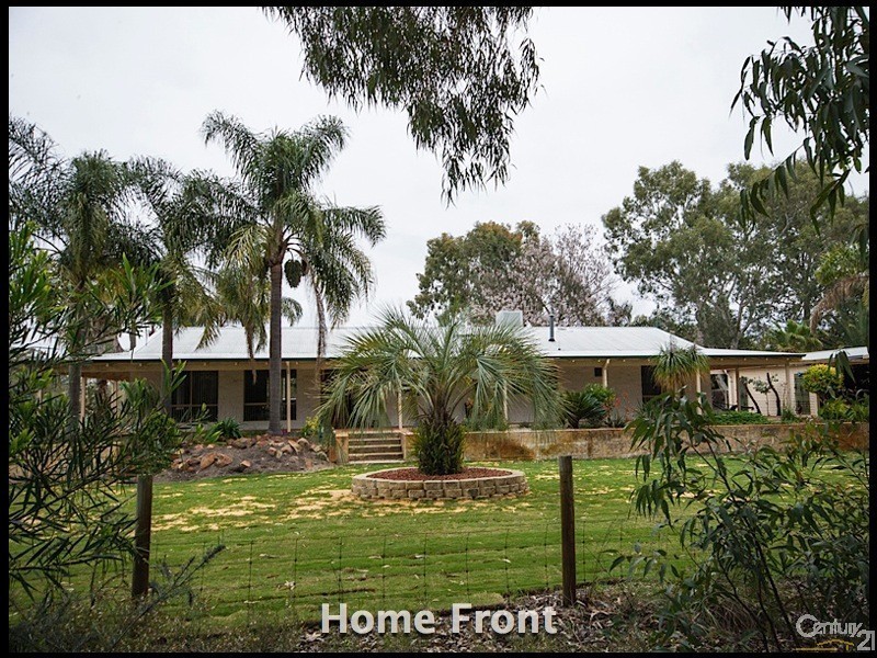 26 Leslie Road, Wandi WA 6167