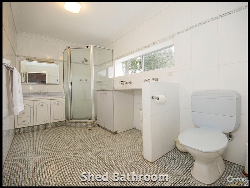 26 Leslie Road, Wandi WA 6167