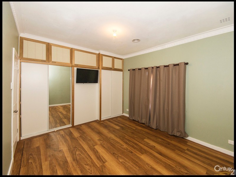 53 Hubbard Way, Medina WA 6167