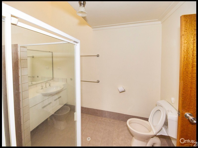 4/3 Marsh Road, Mount Richon WA 6112