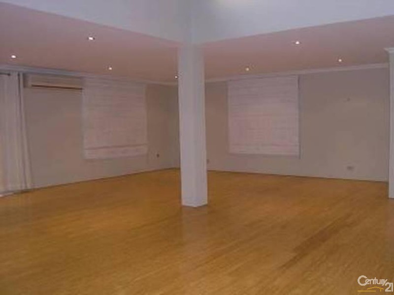 9 Peartree Terrace, Seville Grove WA 6112