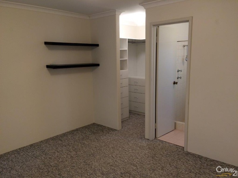 73 Merrifield Circle, Leeming WA 6149